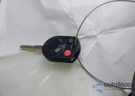 2016 Ford Focus Se z USA, uszkodzony, nr VIN 1FADP3F21GL207860